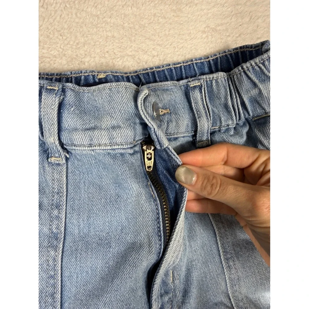 Gap Denim Shorts Womens Small Light Blue Excellent Elastic Waist Carpenter Style